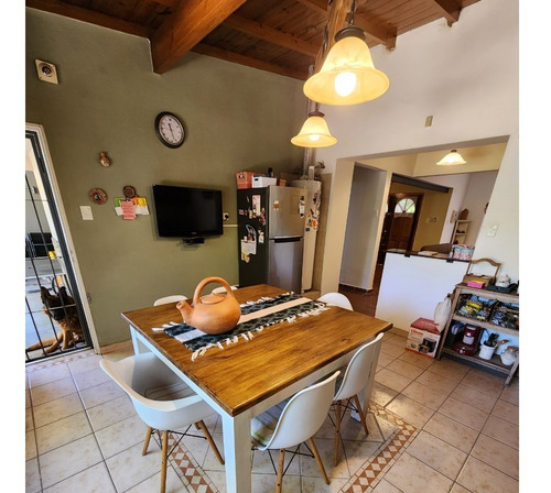 Imagen 5 de 22 de Venta - Excelente Casa En Calle Chimondegui Al 800