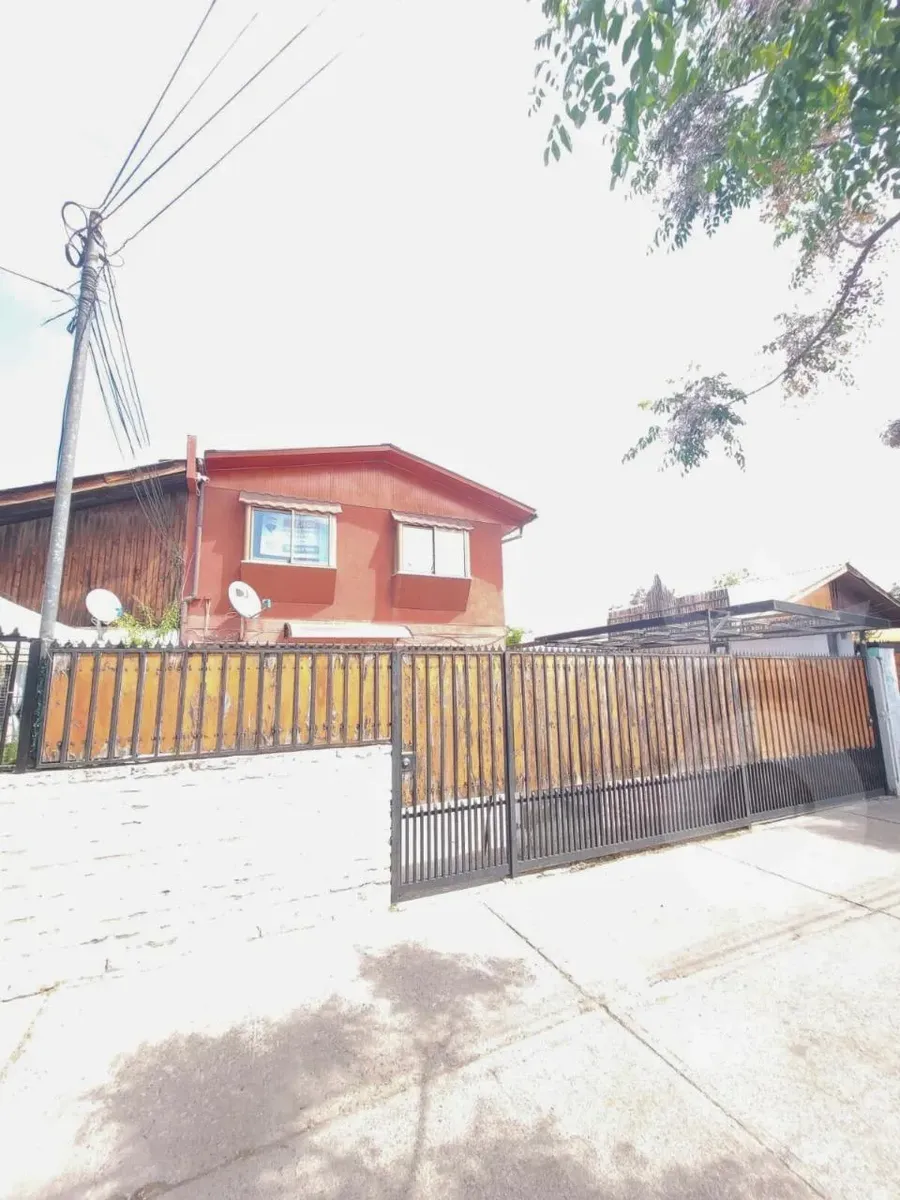 Imagen 3 de 23 de Amplia Casa Avenida Trinidad Ramirez La Florida