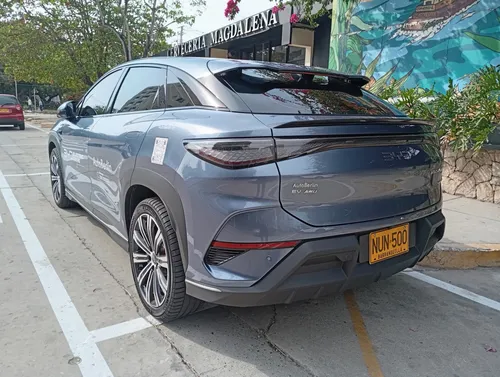 BYD Sealion 7