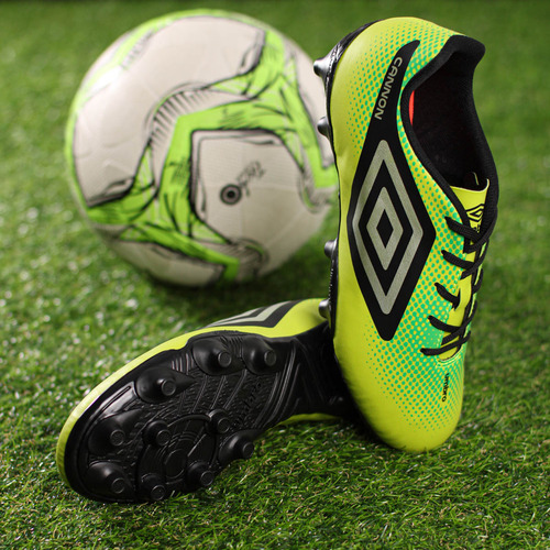 Chuteira Umbro Cannon Campo Fg 14 Travas Estabilidade