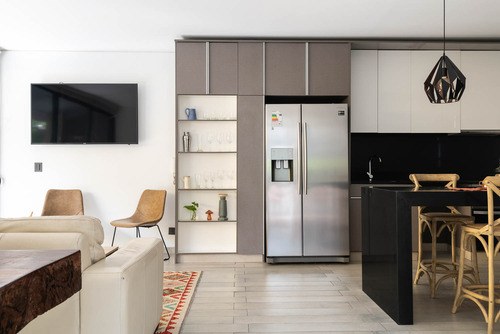 Oportunidad:moderno, Luminoso,seminuevo Con Patio Y 2 Suites