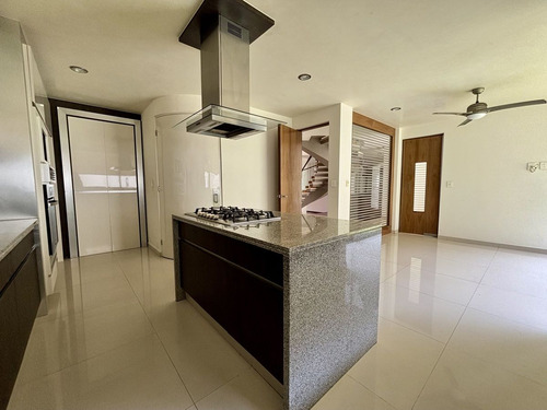 Excelente Casa En Renta Dentro De Jardines En La Montaña, Tlalpan, Cdmx.