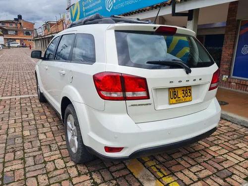 Dodge Journey 2.4cc AT AA 4X2