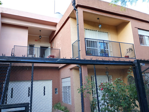 Venta De Casa 5 Ambientes, Buen Acceso, Moreno.