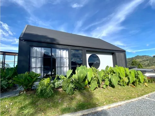 233m2 Casa Campestre En Llanogrande
