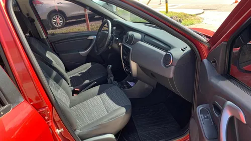 Renault Logan Expression 1.6 mt modelo 2015