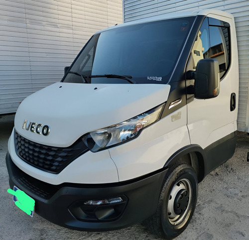 Iveco Daily 35150 Ano 2020 Com Baú Facchini