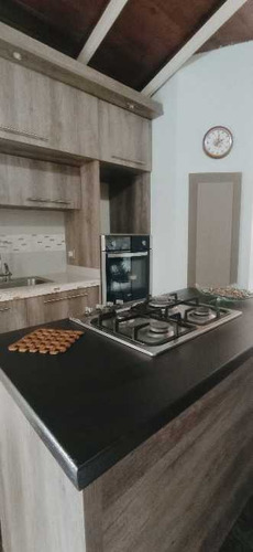 Imagen 13 de 17 de Se Vende Casa Urb Los Samanes