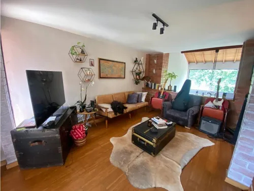 C-80 Casa Remodelada Sector Loma De Los Parra Con La Inferior