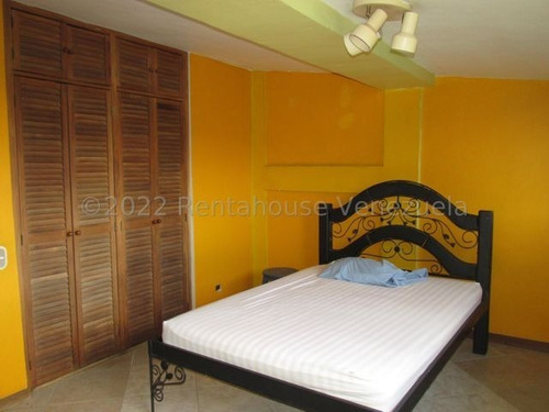 Imagen 16 de 24 de Mayerling Gonzalez Bm Vende Casa Mls #22-27882