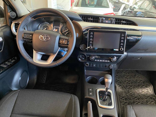 Toyota Hilux 2021 2.8 Cd Srv 177cv 4x4
