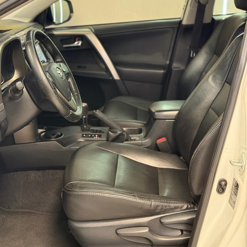Toyota RAV4 2.0 4x2 Aut. 5p