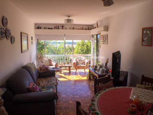 Apartamento En General Flores