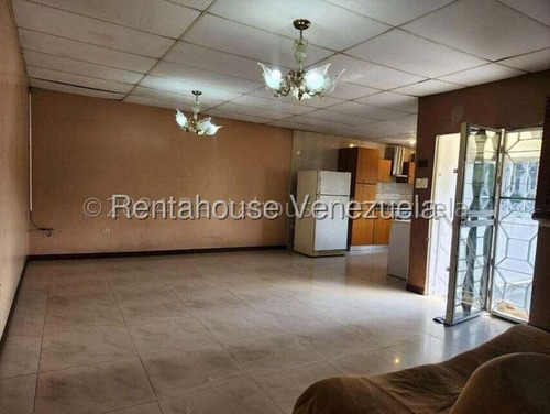 Maritza Lucena Trae Acogedor Apartamento En Alquiler Al Centro Oeste De Barquisimeto. Servicios Básicos Garantizados, Amplia Cocina Iluminada, Cómoda Habitacion Con Baño.