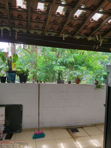 Imagem 6 de 15 de Casa Espaçosa, Em Meio A Natureza. Confira! - St13564