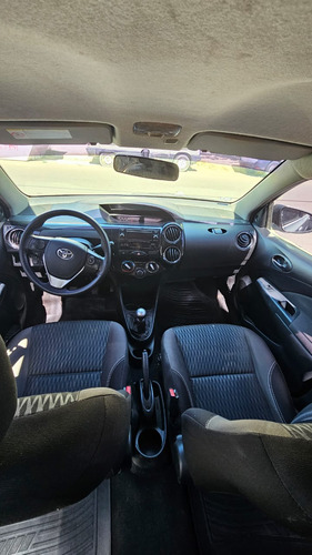Toyota Etios 1.5 Sedan Xs