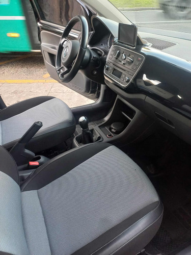Volkswagen Up! 1.0 Black Up! 75cv