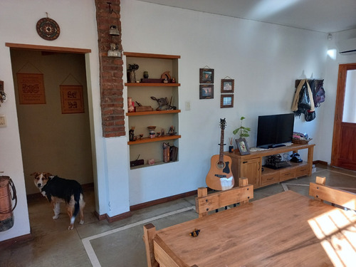 Casa 4 Ambientes, Con Jardín, Parrilla, Terraza Y Espacio De Usos Múltiples, En Villa Ballester.