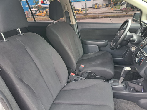 Nissan Tiida 1.8 Emotion