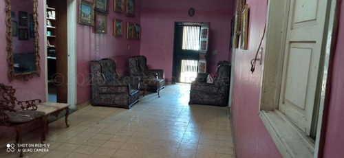 Imagen 12 de 30 de Casa En Venta En El Centro De Barquisimeto Lara 0.4.2.4.5.9.3.7.5.4.2 Rent-a-house Centro Occidente Mls Código Rent-a-house: 22-8451