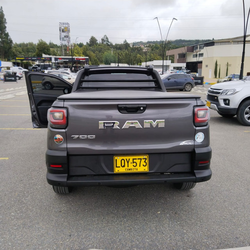 RAM 700 1.4 Slt