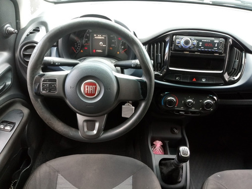 Imagem 7 de 9 de Fiat Uno Attractive 1.0 2016