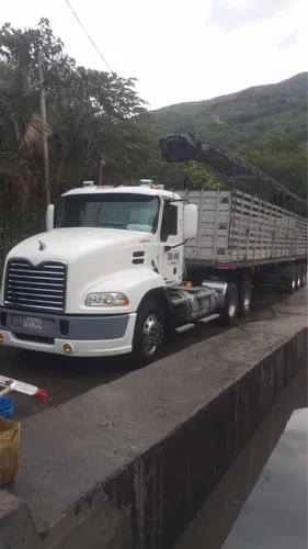 Mack 2014 Caja Mecánica, Impecable!