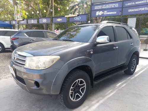 Toyota Fortuner 2.7l