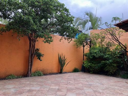 Imagen 13 de 21 de Casa En Venta En Jardines Del Country