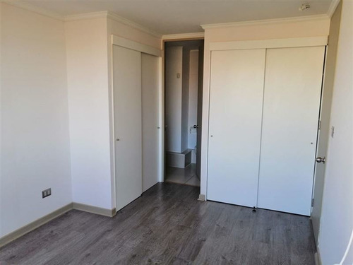 Departamento En Venta De 2 Dorm. En Valparaíso