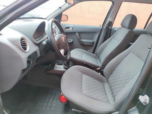 Imagem 15 de 15 de Volkswagen Gol 1.6 Power 2006