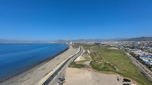 Departamento En Primera Línea Con Vista Al Mar. 2d+2b.