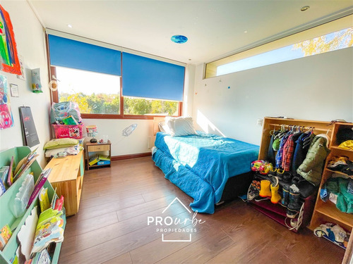 Condominio Los Bosques, Casa En Venta De 4 Dorm. En Colina
