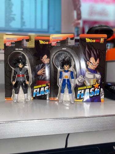 Figuras Dragon Ball Con Base Blue Goku, Blue Vegetta Bandai