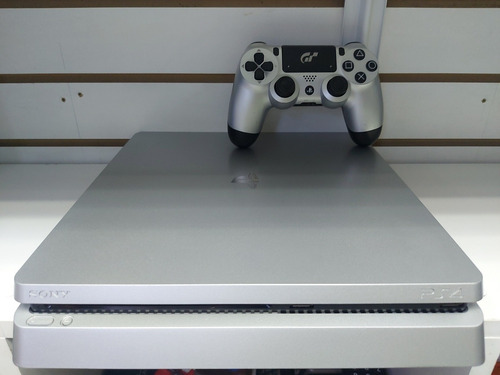 Playstation 4 Ps4 Slim 1tb Standard Color Silver (Usado)