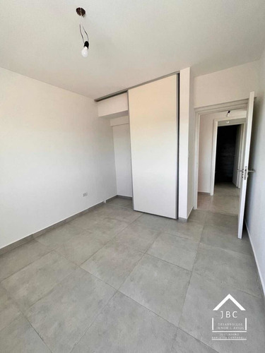 Imagen 10 de 20 de Venta Departamento 2 Dormitorios Frente Al Mar Monte Hermoso. Torres Al Mar.