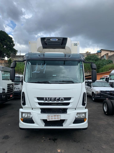 Iveco Tector 240e28 Bi-truck 14/14 Baú Frigorífico
