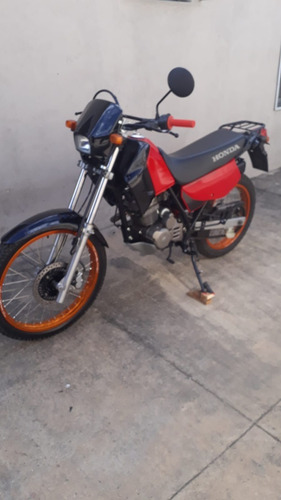 Imagen 6 de 11 de Moto Honda Xl 200 Año 2009 1500 Kmts.