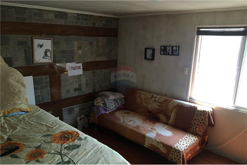 Se Vende Casa Comercial En Avenida La Florida.