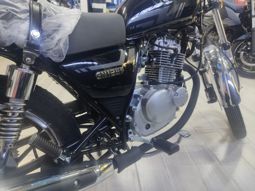 Suzuki Gn125