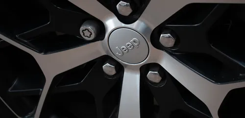 Jeep Grand Cherokee 5.7 V8 Summit 4x4 At