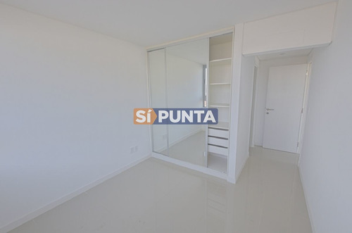 Imagen 10 de 28 de Apartamento En Playa Brava Venta
