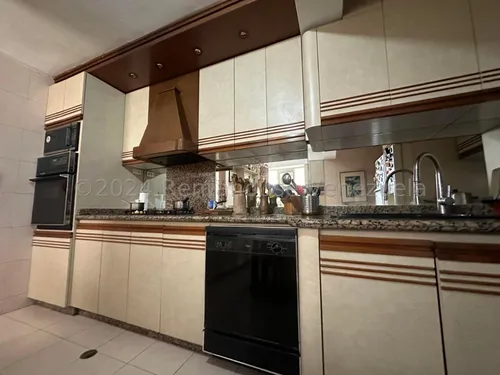Ls Vende Apartamento El Peñon