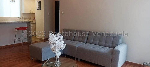 Imagen 14 de 17 de Apartamento En Alquiler Los Palos Grandes 23-18141 Lr