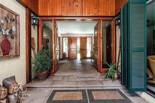 Imagen 2 de 15 de Casa En Venta En Lo Barnechea