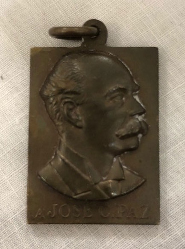 Antigua Medalla Conmemorativa José C. Paz