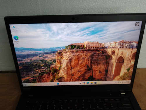 Lenovo Notebook Thinkpad T490 Core I7 16 Gram 8th Gen 512ssd (Usado)