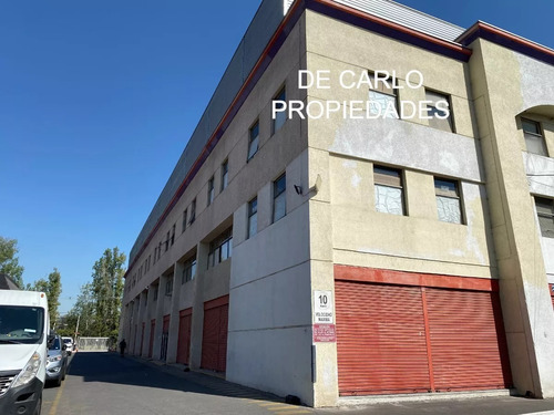 Bodega 3 Plantas, Predio Aki Kb.