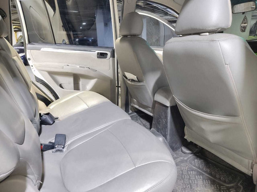 Imagen 9 de 12 de Mitsubishi Montero Sport Año 2014