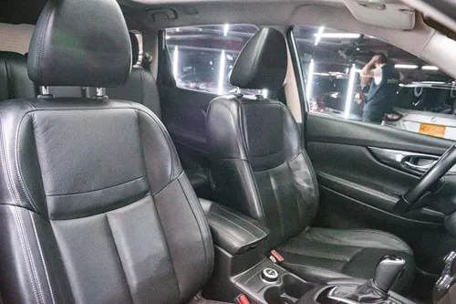 Nissan X Trail 2.5 Exclusive Connect 4x4
